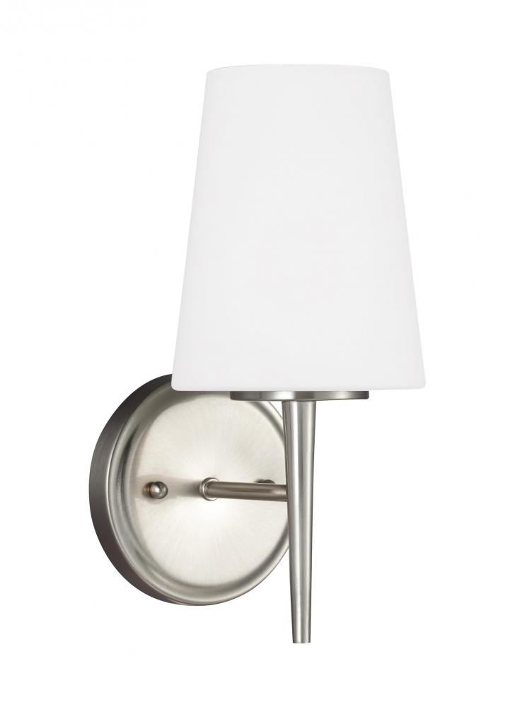 Driscoll contemporary 1-light indoor dimmable bath vanity wall sconce in brushed nickel silver finis